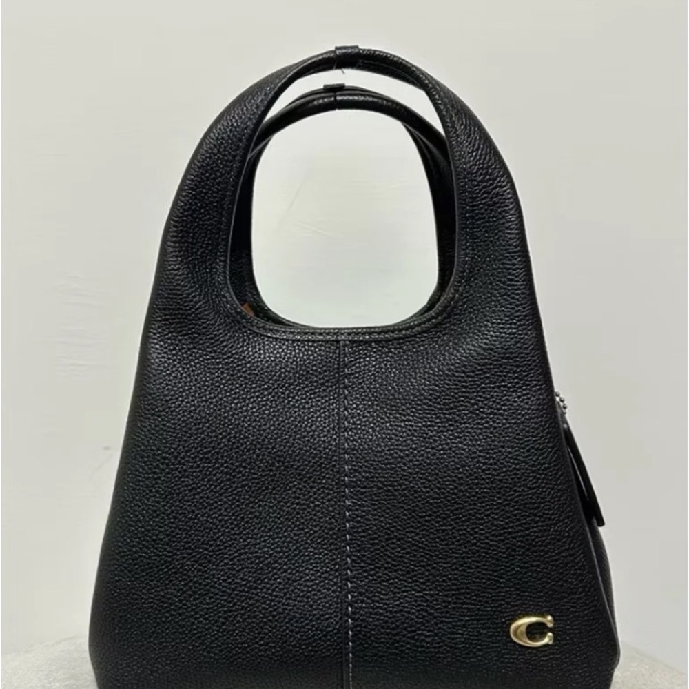 NWT Coach Lana 19